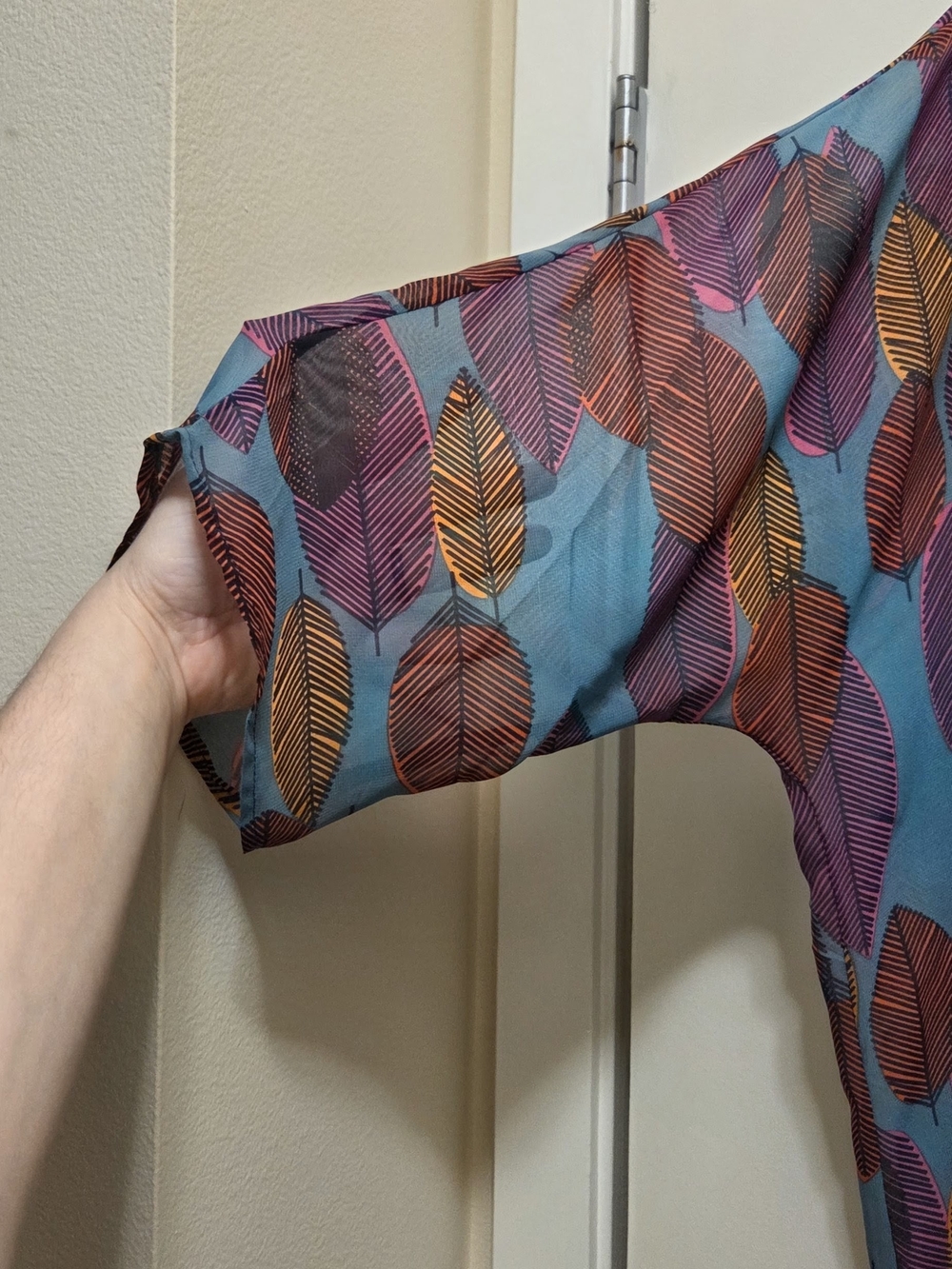 LuLaRoe Blue Leaf-Print Open-Front Kimono with Purple and Pink Accents - Picture 4 of 5